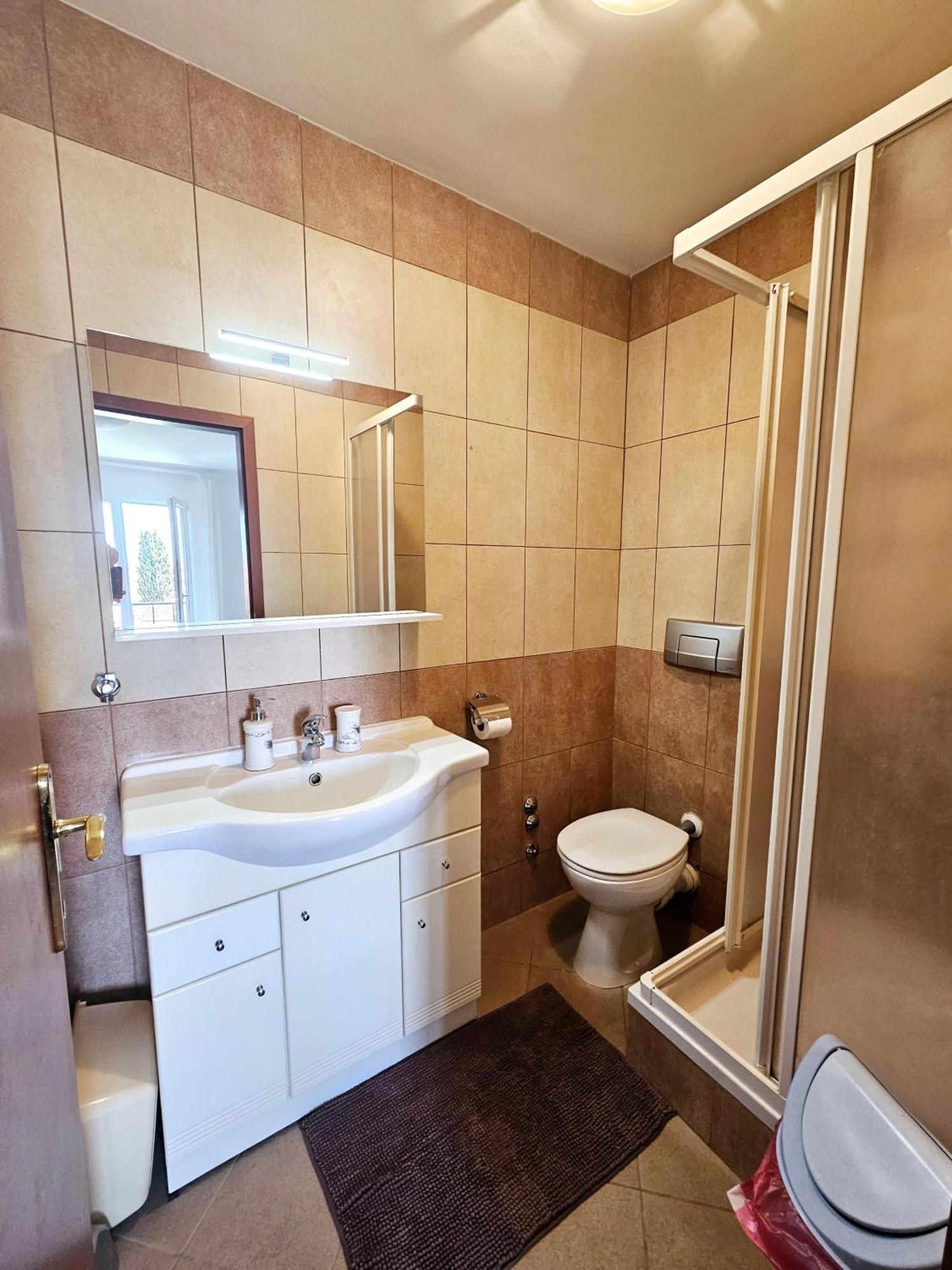 Apartmani Neva Supetar Exterior photo